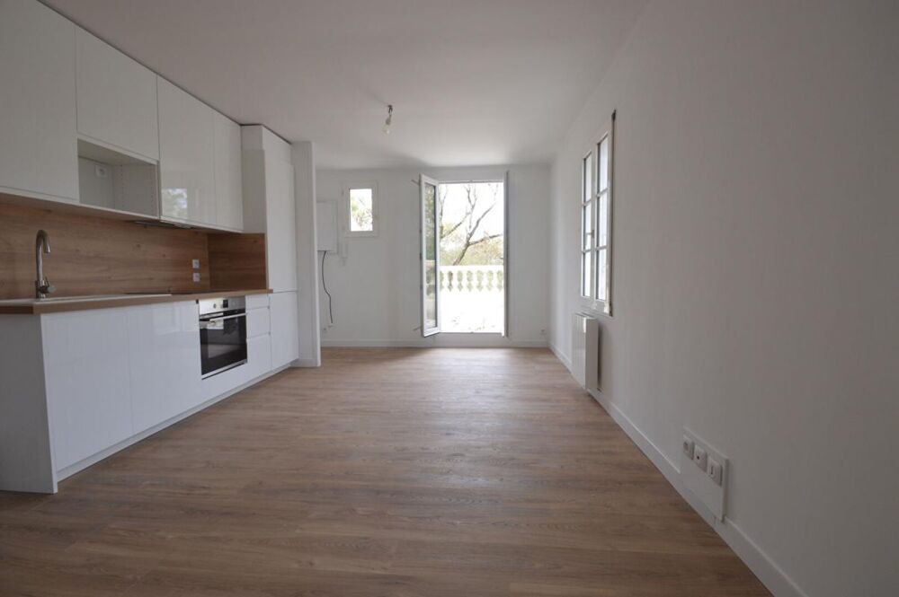 Vente Appartement Appartement & sa grande  terrasse de 20 m²  17 La Rochelle Historique La rochelle