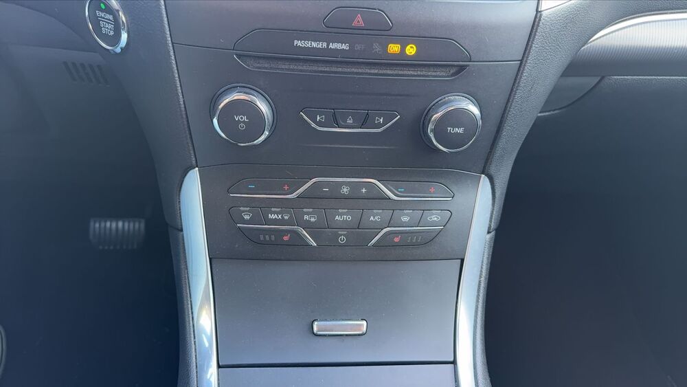 S-MAX 2.0 Ecoblue 150 BVA8 Titanium - 7 places Automatique 2019 occasion 64600 Anglet