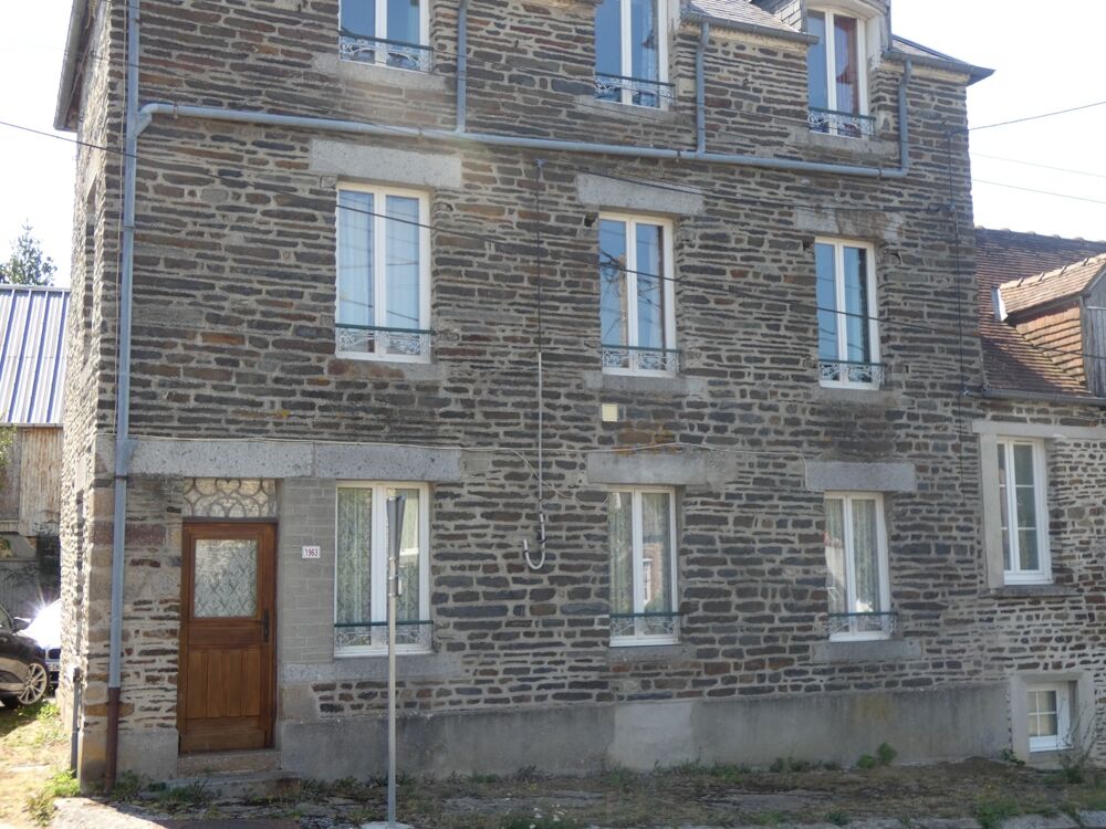 Maison à vendre 6 pièces proche de PONT D'OUILLY (14) de 120 m² habitables sur 1,5 Ha de terrain et dépendances