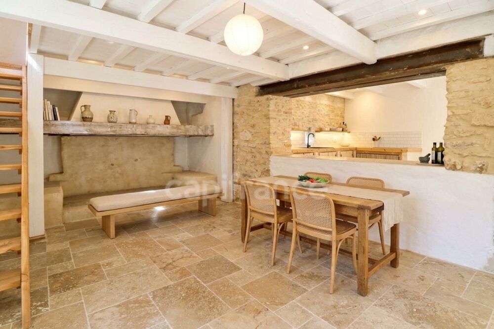 Vente Maison Maison de village de caractère avec cour intimiste et bassin, Uzès 3km Uzes