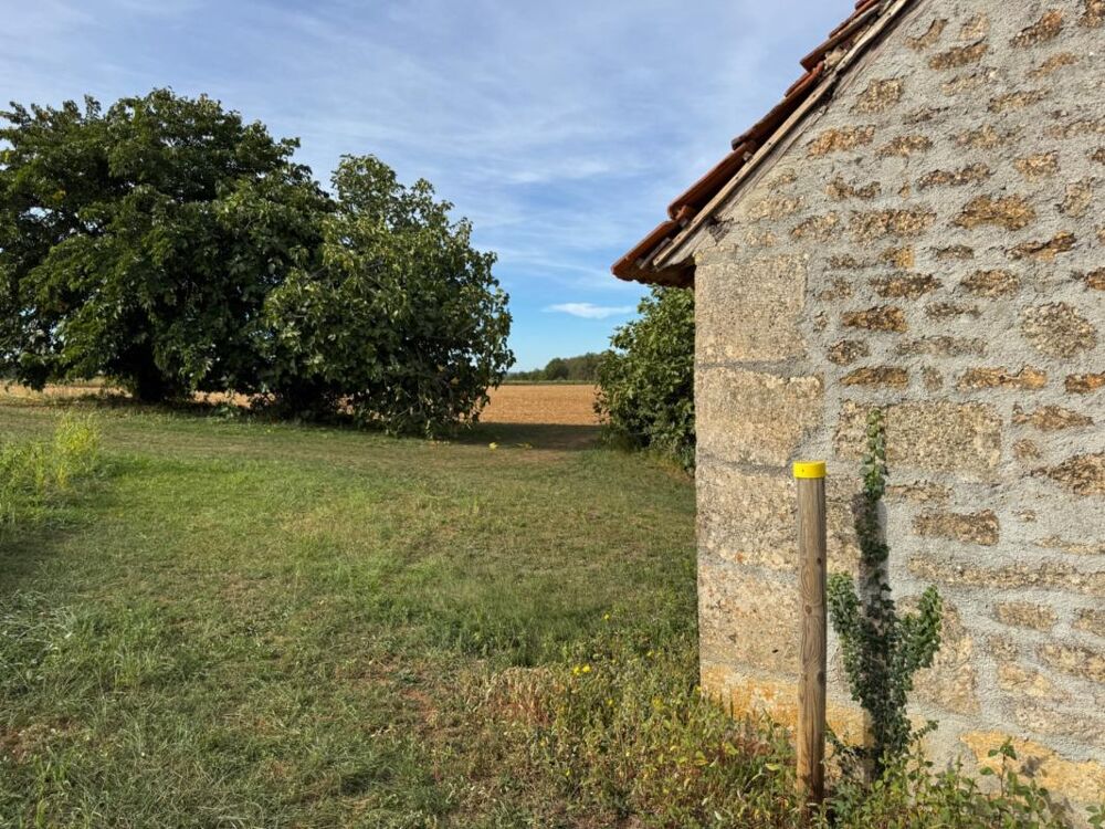 Vente Maison Corps de ferme du XVIIIe siècle, cour intérieure et nombreuses dépendances Granges d ans