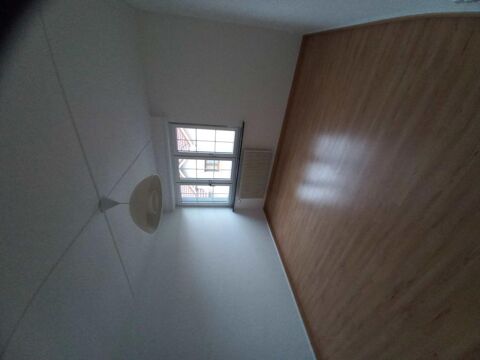  Appartement � louer 2 pi�ces 77 m�