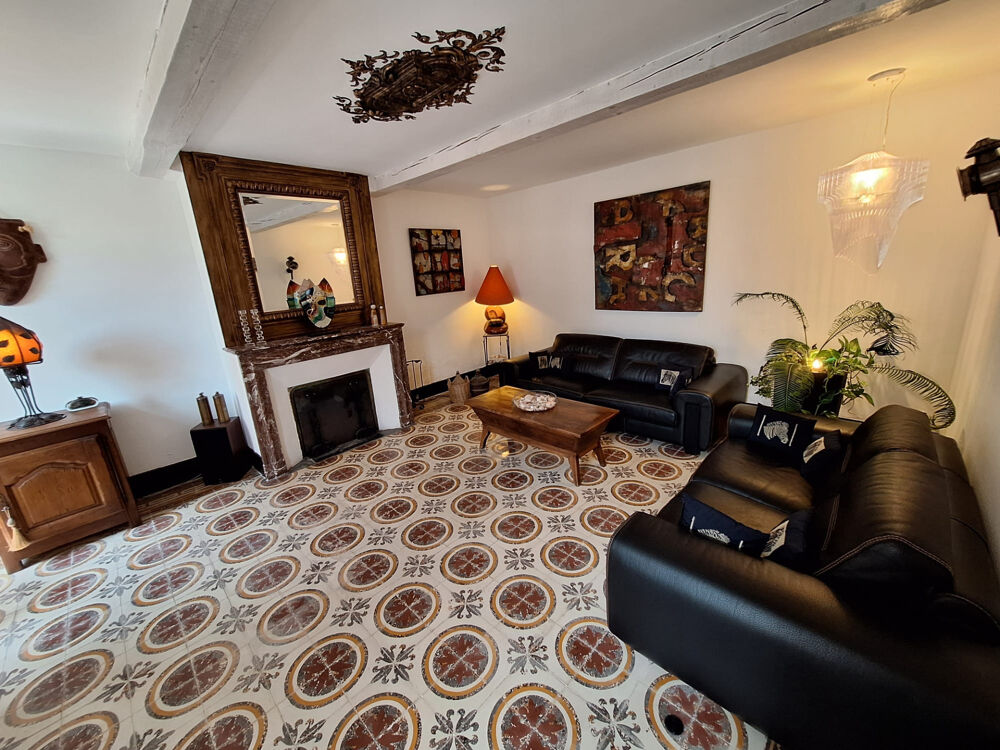 Charmante maison Gasconne 145m² Habitable avec 185m² de dépendances sur 1300m² de terrain