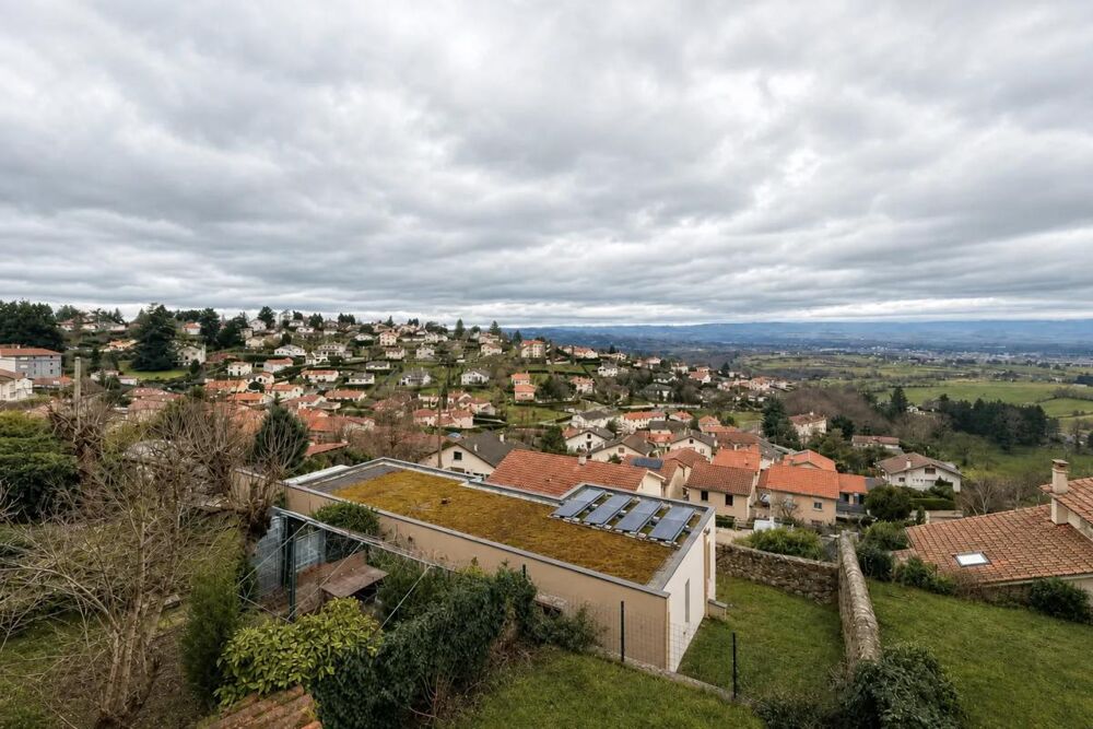 Maison de 13 pièces de 422 m² à Saint-Héand