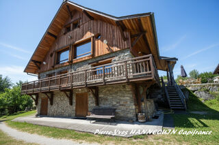  Chalet à vendre 7 pièces 217 m²