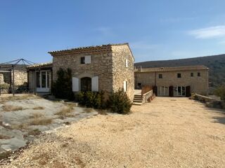  Propriété/château à vendre 15 + pièces 552 m²