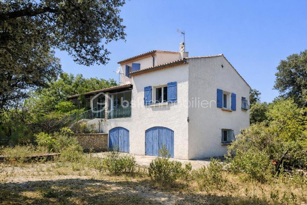 Vente Maison Propriété de caractère composée de deux logements, vastes dépendances et potentiel foncier Saint pantaleon les vignes