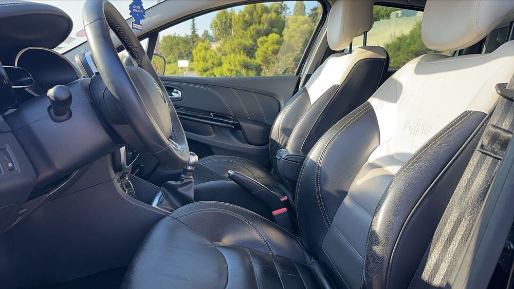 Clio 0.9 TCe 90 Intiale Paris 2016 occasion 13014 Marseille
