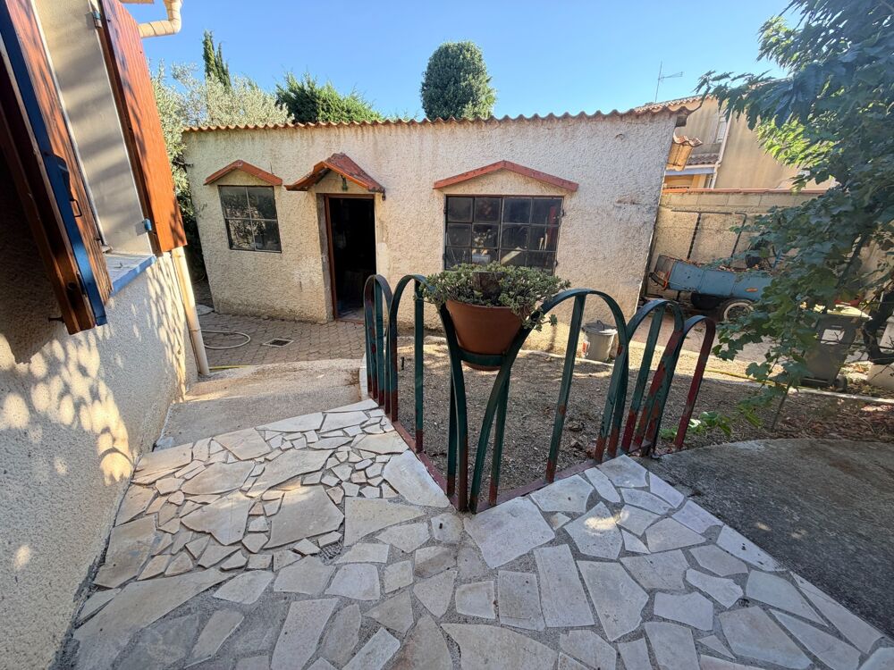 Vente Maison MAISON INDIVIDUELLE – TERRAIN DE 607 M² – GARAGES – PISCINABLE – POSSIBILITÉS D'AGRANDISSEMENT ET DE SURÉLÉVATION PEROLS (34) Perols