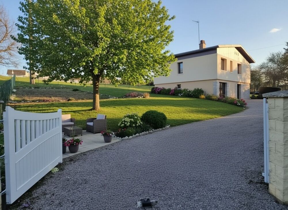 Dpt Vosges (88), à vendre proche de CONTREXEVILLE MAISON P6 avec GARAGE + DEPENDANCE de 400 m2 / TERRAIN 2000 m2