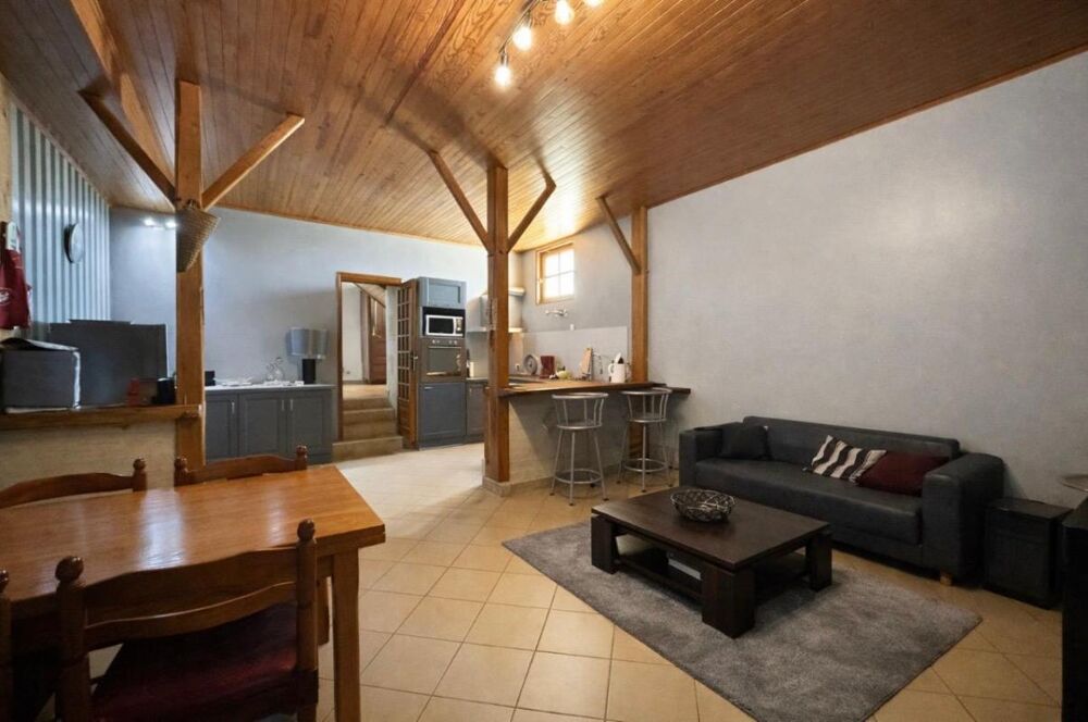 à vendre  Propriété/château Tauriac (33710)