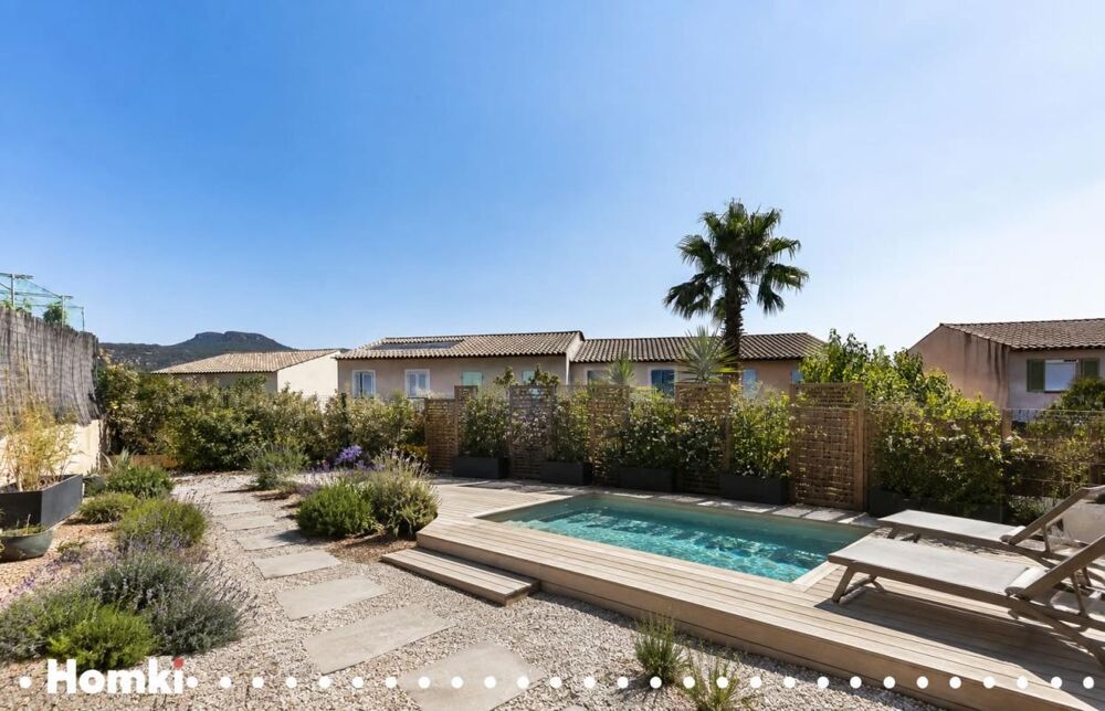 Vente Maison Maison/Villa T5 de 94 m² à Roquebrune-sur-Argens 83520 Roquebrune sur argens
