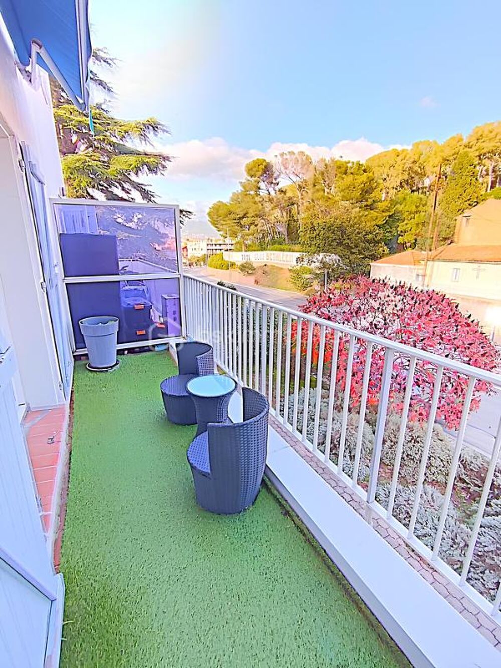 DUPLEX T3 DE 50 m²  BALCON  2 PARKINGS PRIVATIFS  DOUBLE DESTINATION  LA SEYNE-SUR-MER  189 000 €