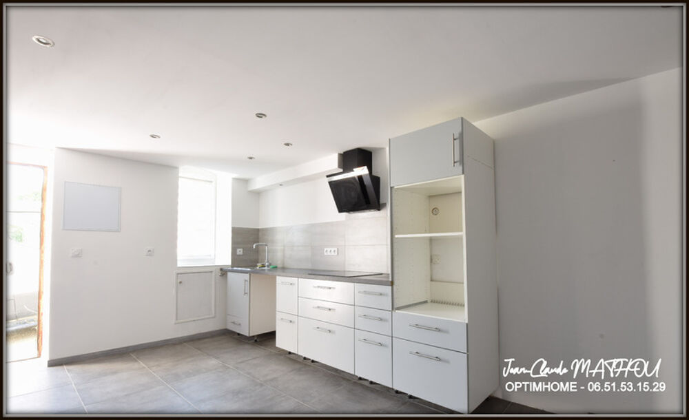 Vente Maison A vendre Maison de village T4 121m2 3 chambres, un jardin et un espace ferm pour garage et atelier Castelnaudary