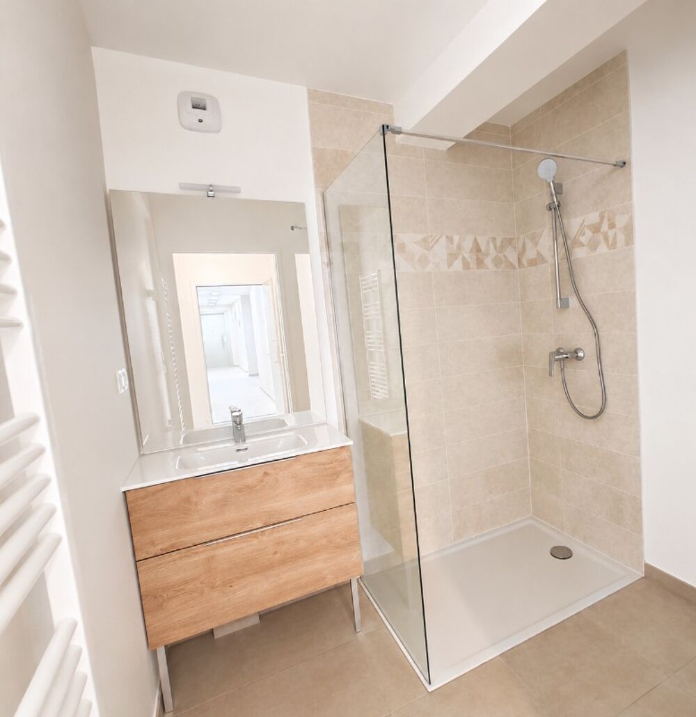 Location Appartement T2 avec jardin et parking à LOZANNE Lozanne