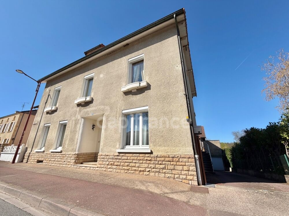 ENSEMBLE IMMOBILIER : MAISON + APPARTEMENT INDEPENDANT + GARAGE DE 135M2 + DEPENDANCES ET TERRAIN CLOS  RARE SUR LE SECTEUR