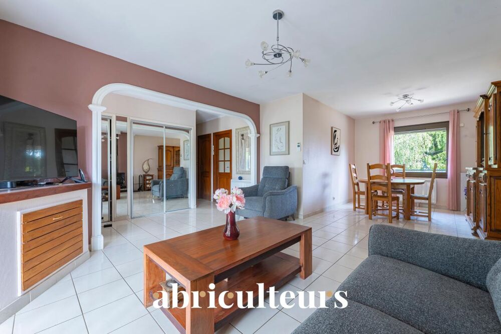 Vente Maison Maison familiale avec grand jardin arboré en vente à Varanges (21110) Varanges