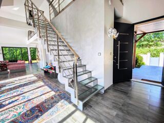  Maison  vendre 10 pices 239 m