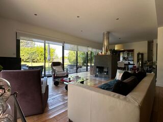  Maison  vendre 6 pices 210 m