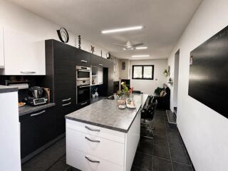  Maison à vendre 8 pièces 210 m²