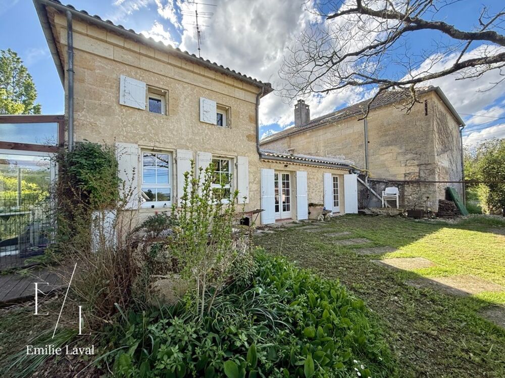 Maison 10 pièces 262 m² · à Saint Pey de Castets · 262 m² · 393 700 €
