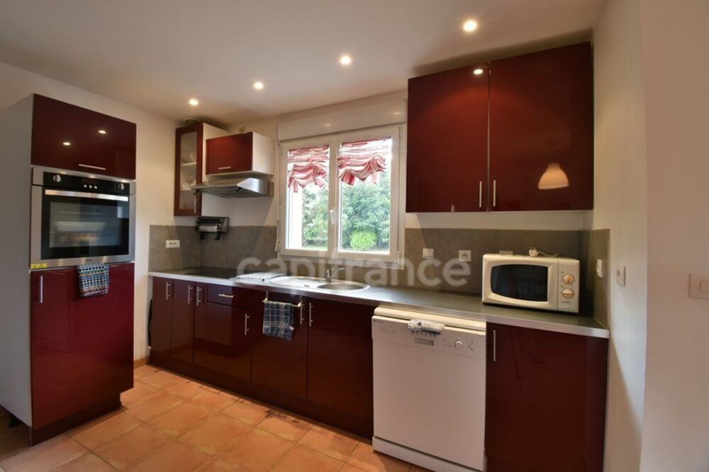 Maison 3 chambres sur plus de 4900 m2 de jardin