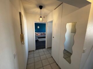  Appartement à louer 2 pièces 50 m²