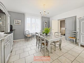  Maison à vendre 8 pièces 214 m²