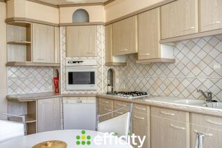  Maison � vendre 7 pi�ces 180 m�