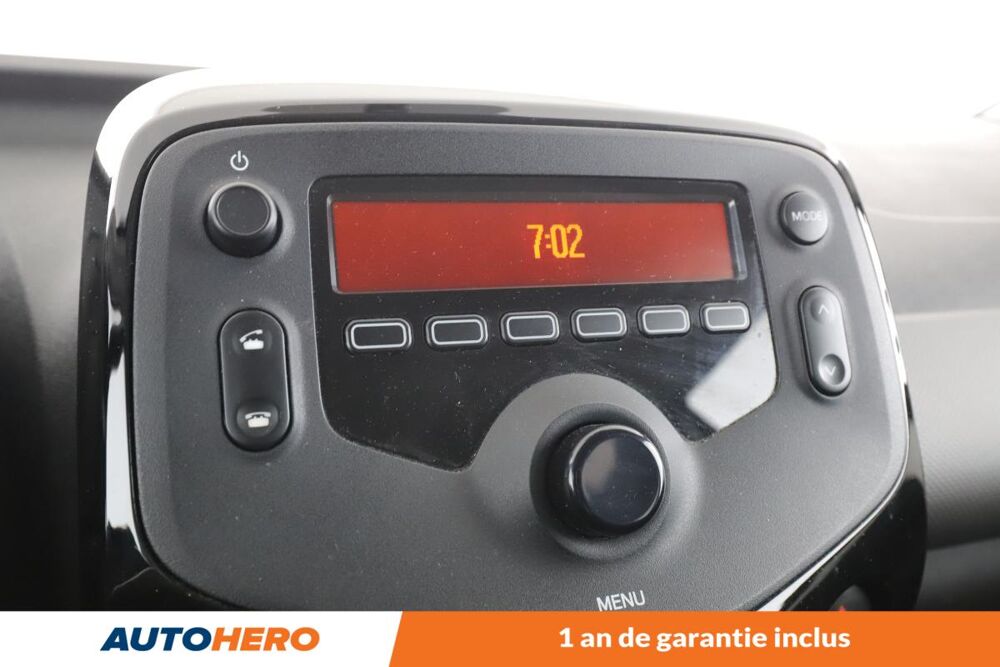 108 1.0 VTi Style 5P 72 ch 2018 occasion 92130 Issy-les-Moulineaux
