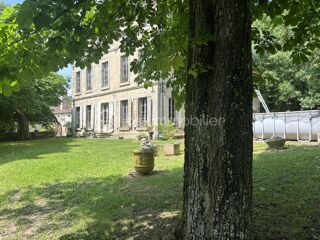  Propriété/château à vendre 9 pièces 300 m²