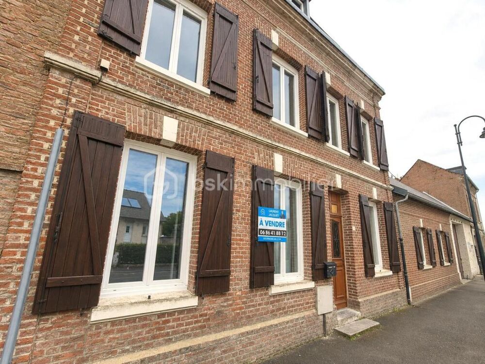 Vente Maison MAISON RENOVEE EN BRIQUES AVEC ENTREE SOUS PORCHE ET RENTABILITEE ASSUREE Abbeville