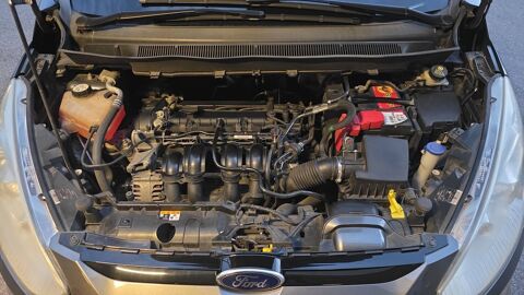 B-max 1.6 Ti 105 VCT6 Titanium 2016 occasion 38000 Grenoble