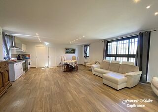  Maison à vendre 12 pièces 268 m²
