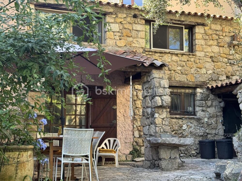 Vente Maison Mas provençal avec jardin, piscine et espaces indépendants – Grasse Grasse