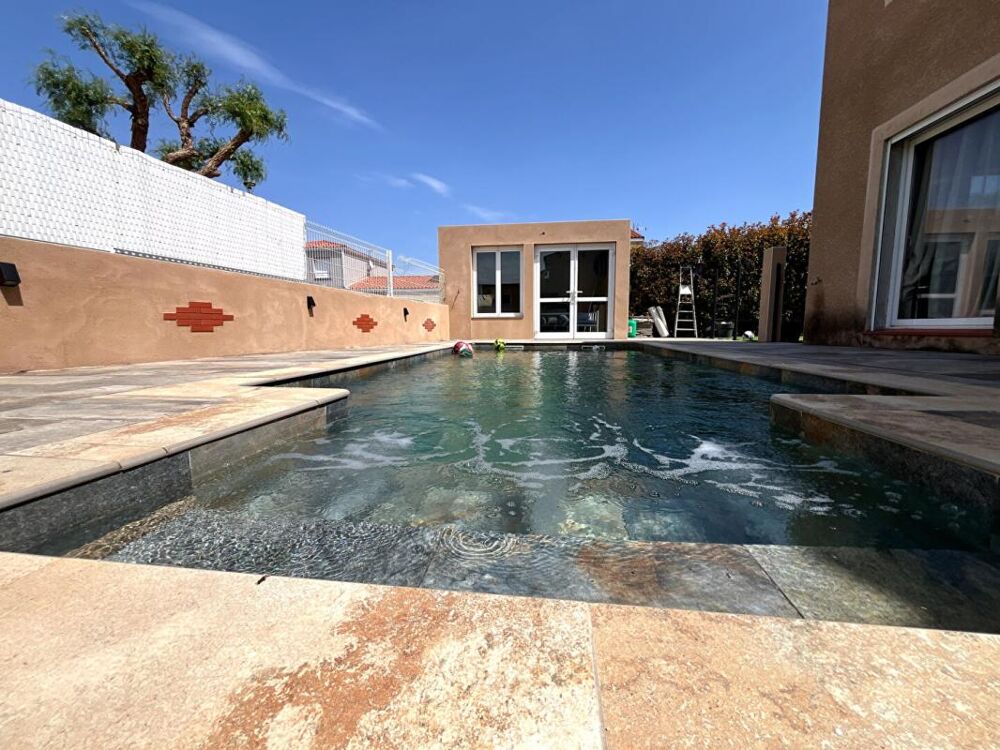 Magnifique maison de 130 m² en R+1 avec piscine sans vis-à-vis dans un secteur recherché et calme