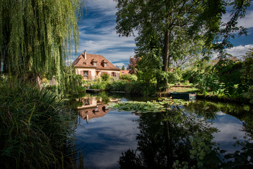 Charmante Perigourdine, +/-200m2, 4 chambres, jardin et etang sur 3145m2