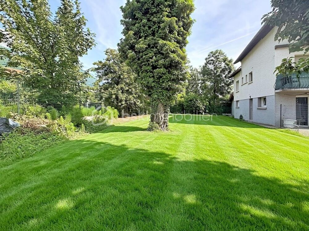 Vente Terrain TERRAIN de 356m2 constructible Claix