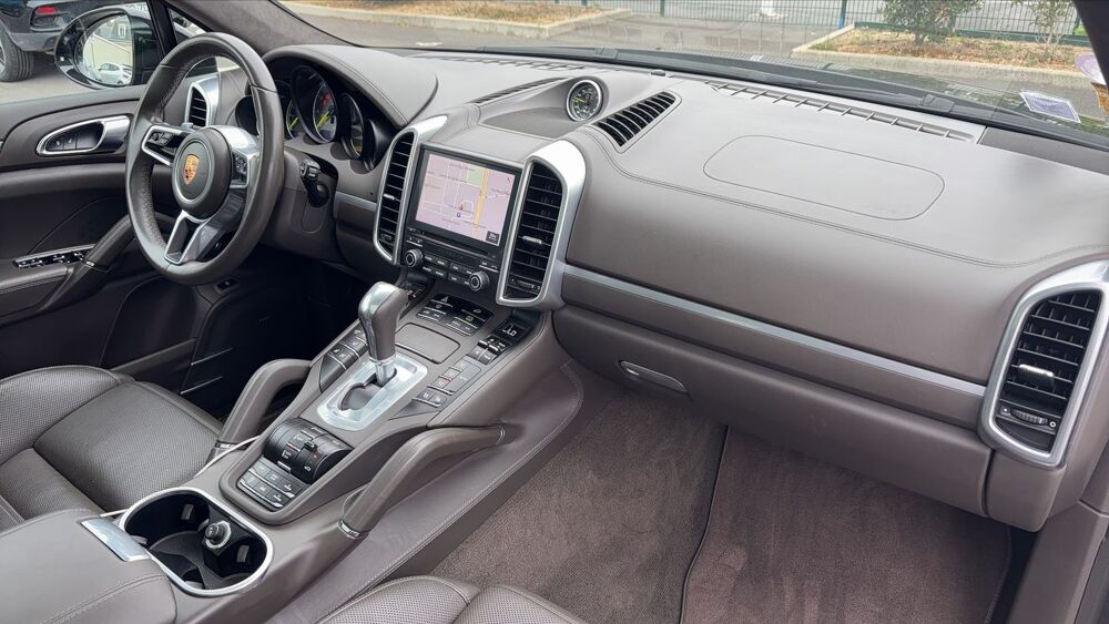 Cayenne II 3.0 S E-hybrid 416 4X4 Tiptronic 7 Platinium Edition - To 2017 occasion 92500 Rueil Malmaison