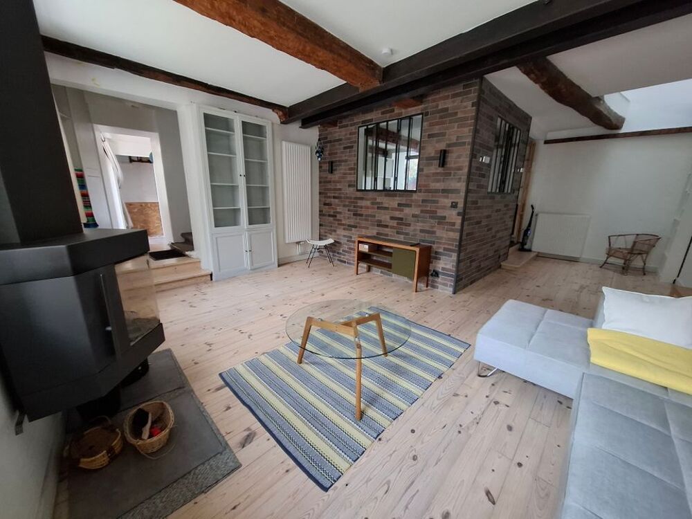 Location Maison Maison de 139m2 à louer sur Saint-Genis-les-Ollières Saint genis les ollieres