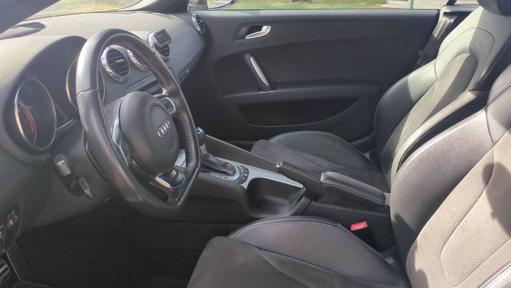 TT II 2 TFSI 211 S-Tronic 6 S line - Automatique 2010 occasion 44330 Vallet