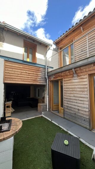  Maison � vendre 9 pi�ces 180 m�