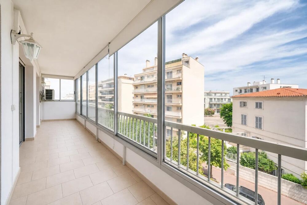 Vente Appartement Appartement de 4 pièces de 74 m2 Antibes