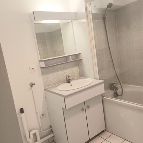  Appartement  louer 1 pice 35 m