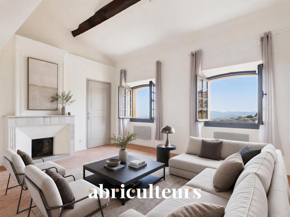 Lumineux appartement de 54 m² habitables en vente dans le centre historique de Grasse (06130)