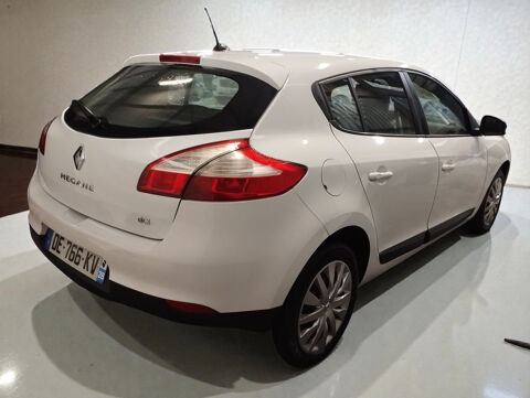M&eacute;gane III 1.5 DCI 95 LIFE 5P 2014 occasion 06640 Saint-Jeannet