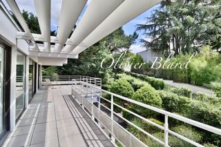  Villa à vendre 8 pièces 237 m²