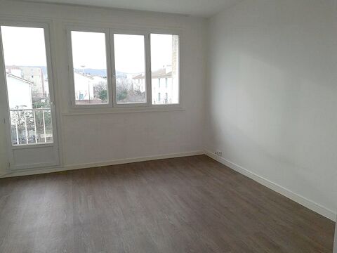  Appartement � louer 4 pi�ces 71 m�