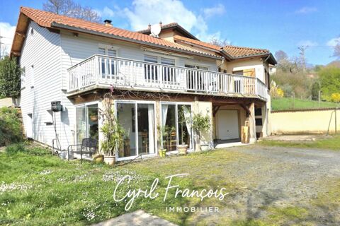   Maison Maison - 7 pi�ce(s) - 160 m�