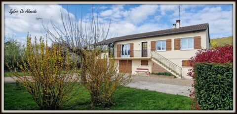   Maison � vendre 5 pi�ces SENNECE LES MACON (71)terrain clos 1600 m� piscine Maison - 5 pi�ce(s) - 110 m�
